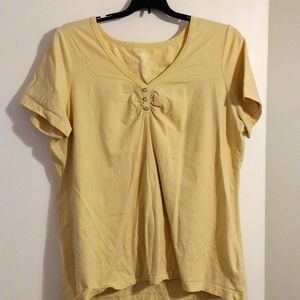 Yellow top with 3 sparkly buttons 22/24